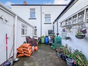 Photo 8- click for photo gallery